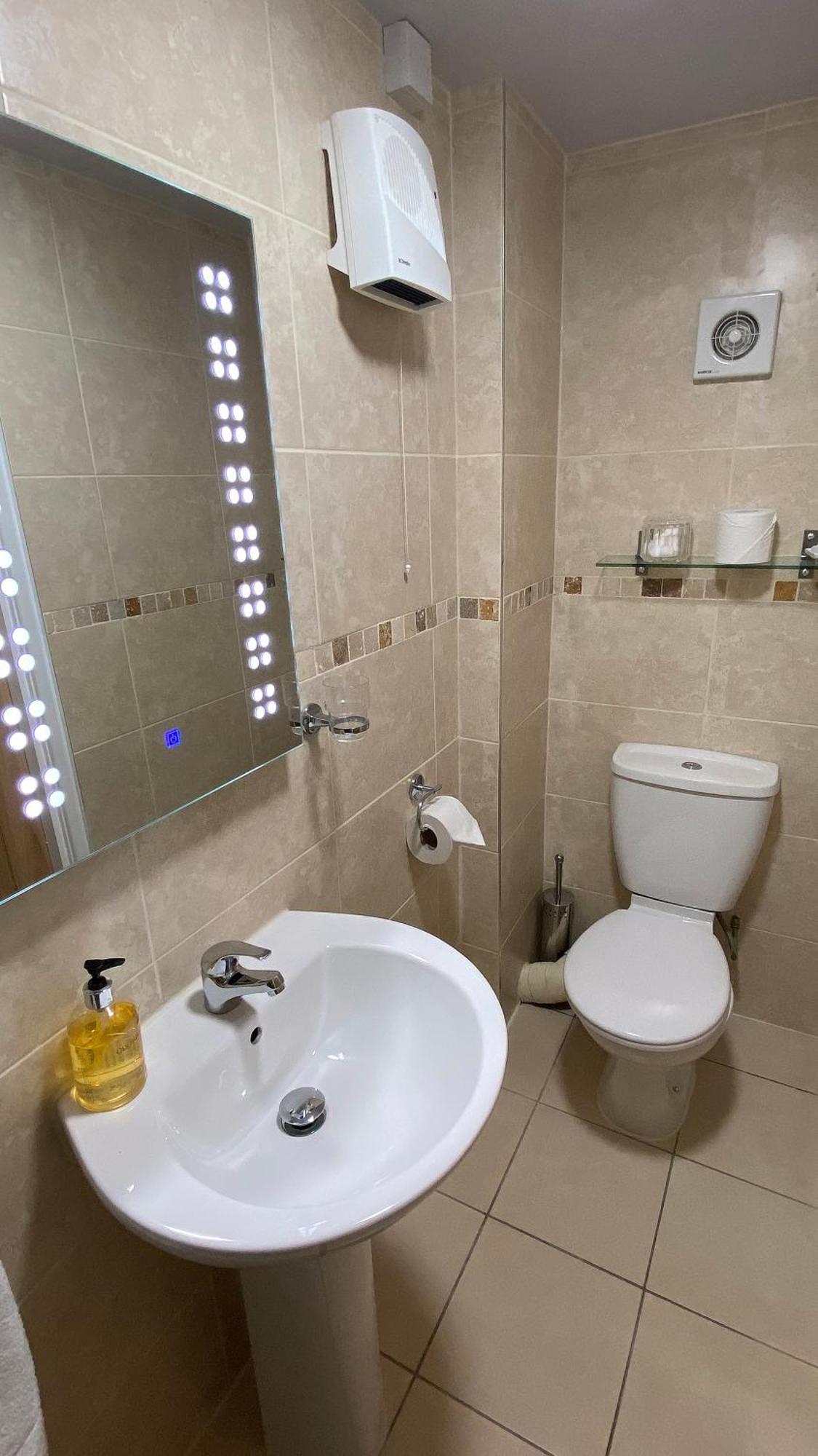 Butterchurn Guest House Otterburn Quarto foto